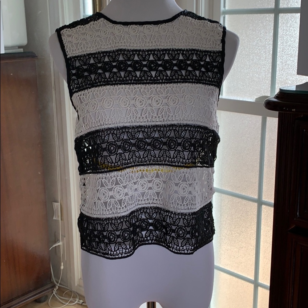 Zara Crochet shell top